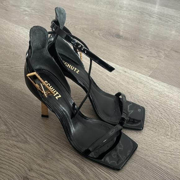 New collection - Picture 2 of 3